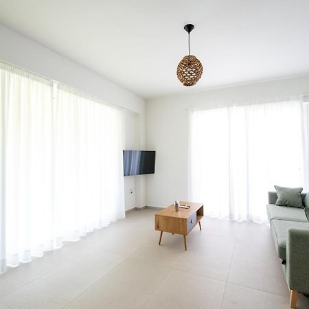Ennea Suites-Earth Suite Flámbouras Eksteriør billede