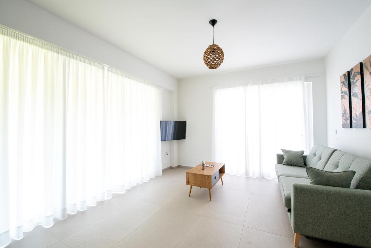 Ennea Suites-Earth Suite Flámbouras Eksteriør billede